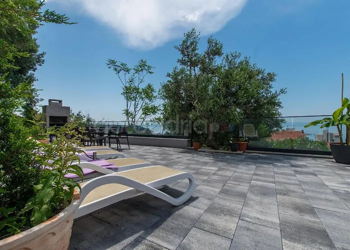 Seashell - Luxury Seaview Apartments