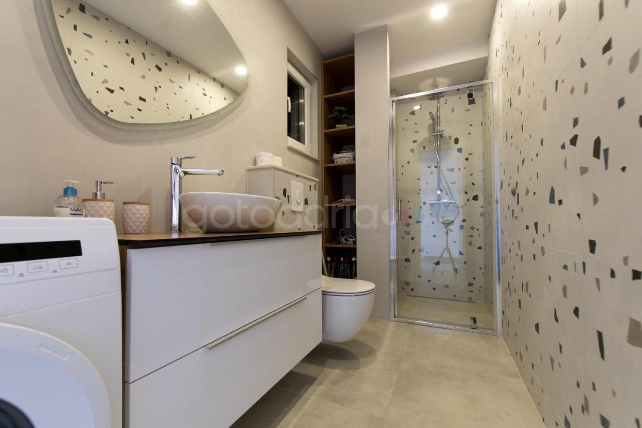 Apartma Seashell - Luxury Seaview